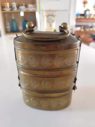 Fiambrera tiffin antigua latón