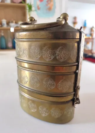Fiambrera tiffin antigua latón