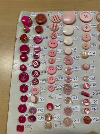 Gran surtido de Botones al 50  % de Descuento