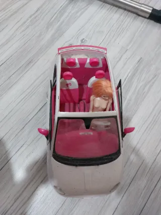 Auto 500 Barbie rosa e bianco