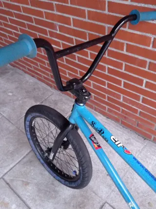 Bicicleta BMX Subrosa