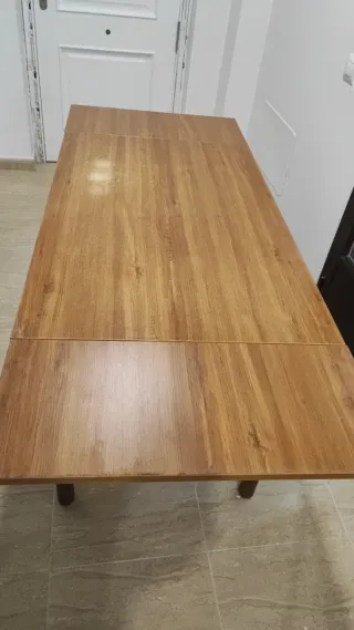 Mesa de cocina extensible de madera