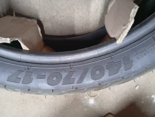 Neumático Michelin Pilot Street 140/70-17