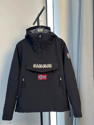 Giubbotto Napapijri nero con cappuccio