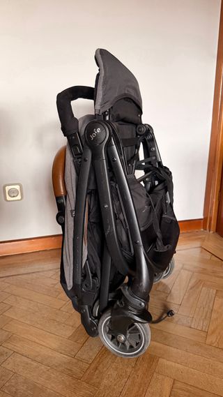 Silla de paseo Joie Signature plegable