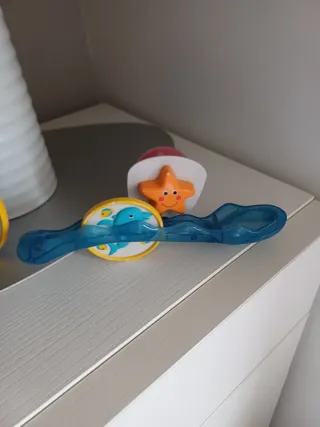 Juguetes de baño de Imaginarium Y dos de regalo