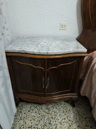 Mesilla antigua mármol y madera
