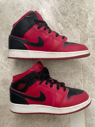 Air Jordan 1 Mid Bred Negro/Rojo