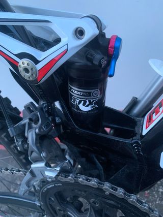 Mondraker MTB doble suspensió FOX 26” en buen esta