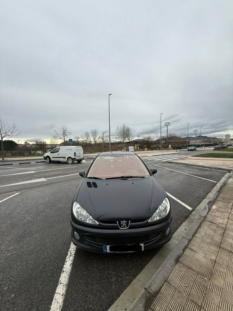 Peugeot 206 2006 - foto 1