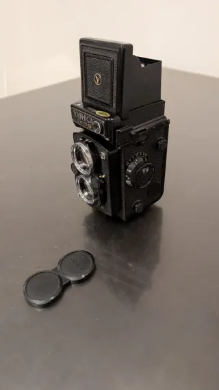 Yashica Mat-124G recién revisada 10/10