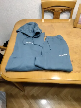 Chándal McKenzie Azul Solo hoy este precio