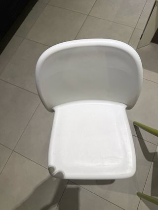 Silla infantil blanca