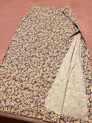 Falda larga floral Zara