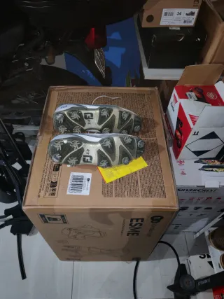 Sapatos de Golfe FJ Tamanho 43