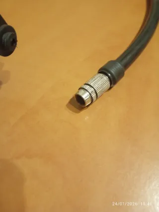 Manómetro para mirar presión de rueda coche