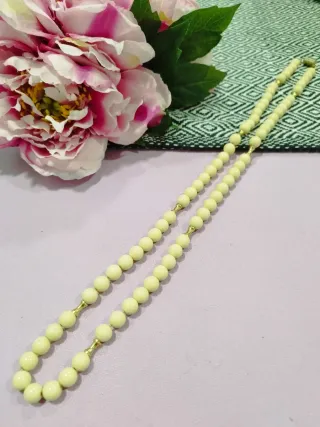 Collana vintage imitazione avorio 80cm