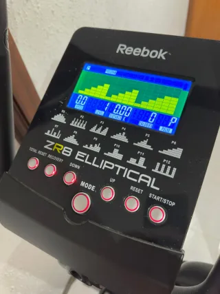 Bicicleta Elíptica Reebok ZR8