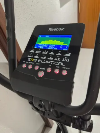 Bicicleta Elíptica Reebok ZR8