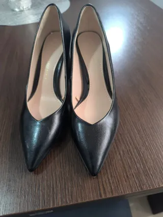 Zapatos Zara N° 36.Solo venta en Melilla