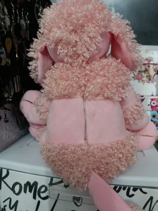 Peluche perro rosa