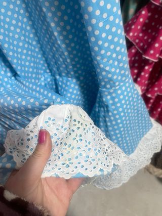 Traje de flamenca talla 34 con mucho vuelo