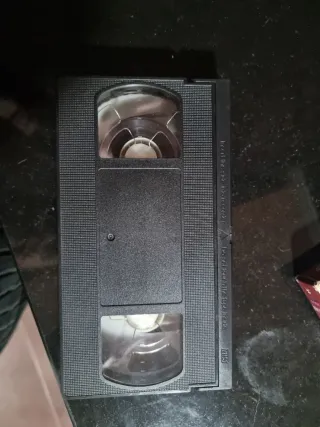 VHS Baywatch Yoga con Gena Lee Nolin