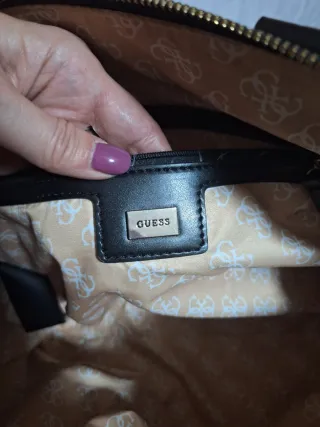 Borsa bauletto Guess nera