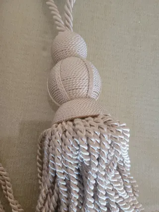 Sujetadores de cortina beige