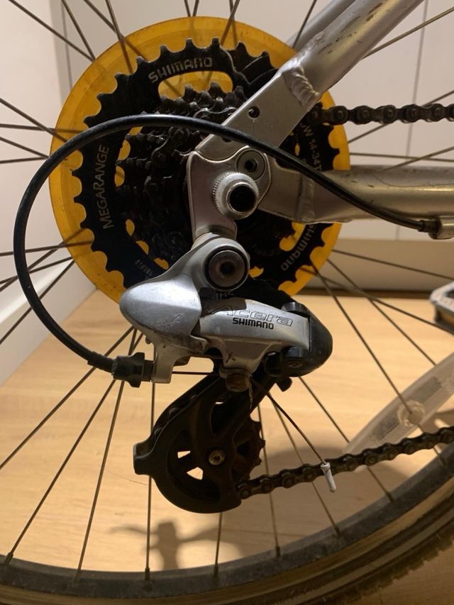 Bicicleta Montaña/Urbana Jamis Explorer 2.0