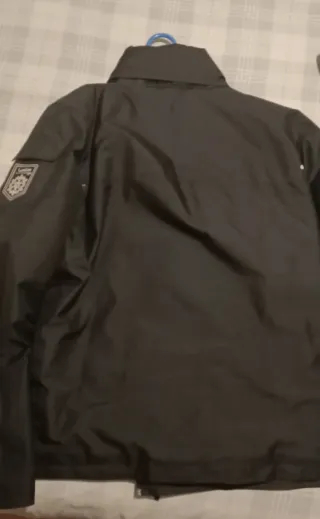 Chaqueta de invierno negra