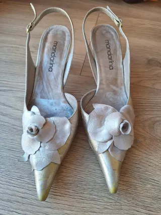 Zapatos fiesta dorados/champán