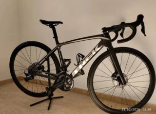 TREK ÉMONDA SEGAFREDO SL6 DISC PRO 2023