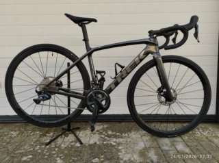TREK ÉMONDA SEGAFREDO SL6 DISC PRO 2023