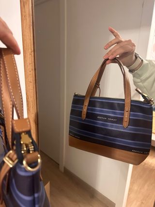 Bolso Tommy Hilfiger Rayas Azul y Beige. Original