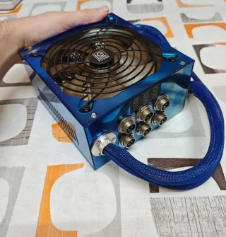 Fuente Alimentación LC-Power Azul