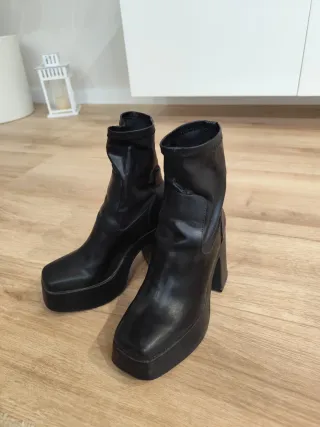 Botines Pull&Bear negros talla 38