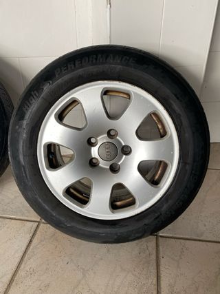 Llantas originales Audi A4 15”