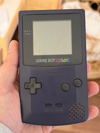 Game Boy Color + Pokémon Rojo