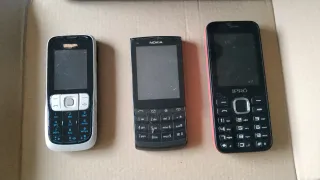 Lote 3 Telemóveis Nokia e IPRO