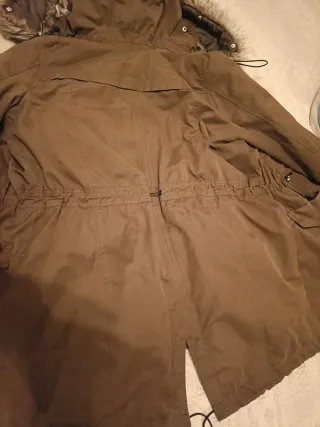 Abrigo verde militar mujer