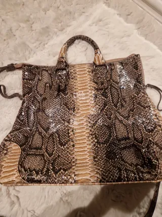 Bolso estampado piel serpiente