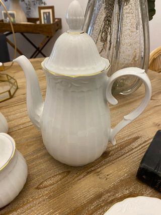 Juego de café porcelana y oro