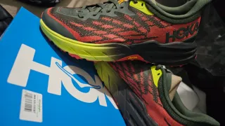 Zapatillas HOKA Trail Running Talla 44.5