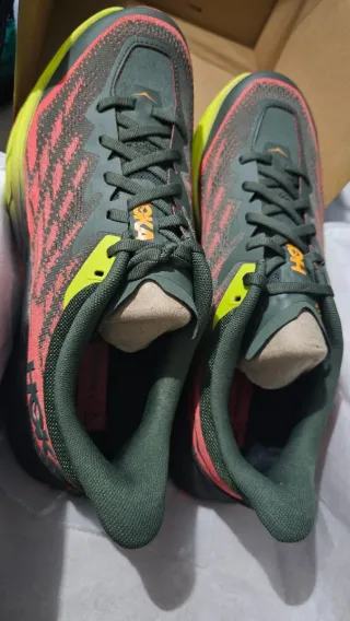 Zapatillas HOKA Trail Running Talla 44.5