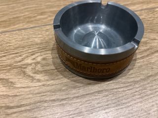 Lote de Mecheros Variados y regalo cenicero