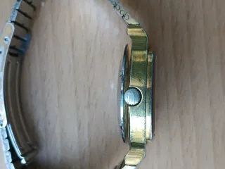 Reloj Bulova Automático Dorado