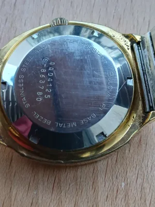 Reloj Bulova Automático Dorado