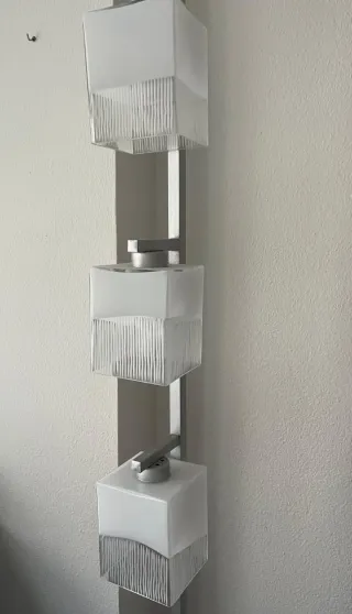 Lámpara de pie diseño cristal y metal