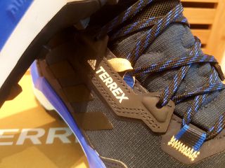 Zapatillas Adidas Terrex GoreTex 44